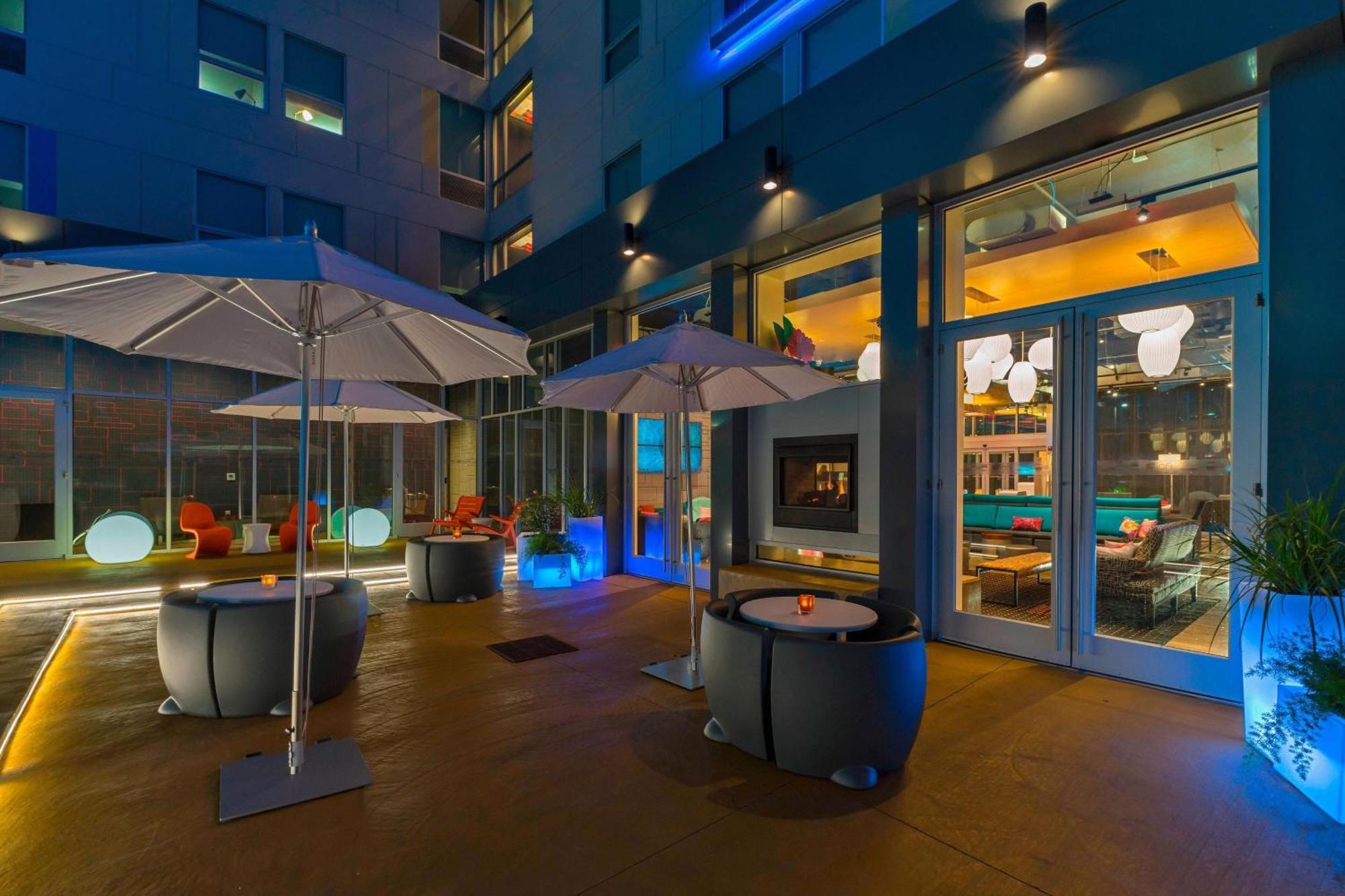Hotel Aloft College Station Exterior foto